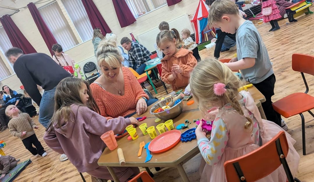 Little Rascals Stay & Play | Oldham - image 1